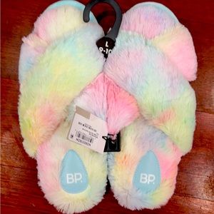 NWT BP Ultra Padded Pink Tie Dye Faux Fur Slippers- Large 9/10
